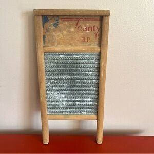 Vintage Scanty Handy Wooden Washboard with Metal Scrubbing Surface for Lingerie